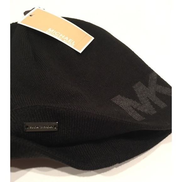 Michael Kors Beanie - Picture 2 of 2
